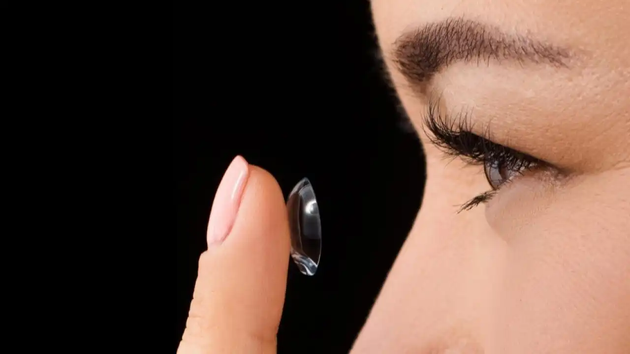 Contact Lenses_Mod